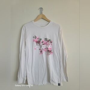 Cloak Floral Graphic Long Sleeve Tee White Pink Roses Size Medium